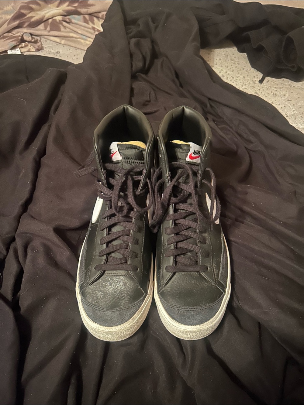 Nike black/white mid 77 blazer